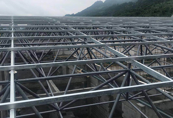山南仁怀冠英学校艺体楼网架